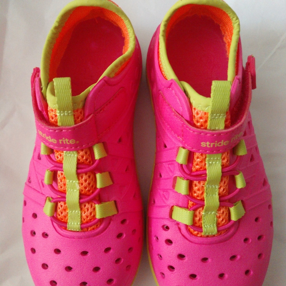 Stride Rite Phibian Sneaker/ Sandals NWT
